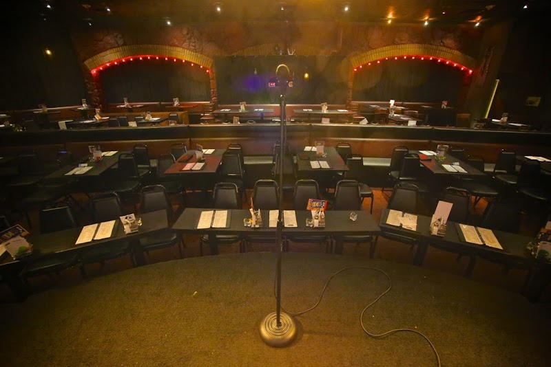 Flappers Comedy Club & Restaurant