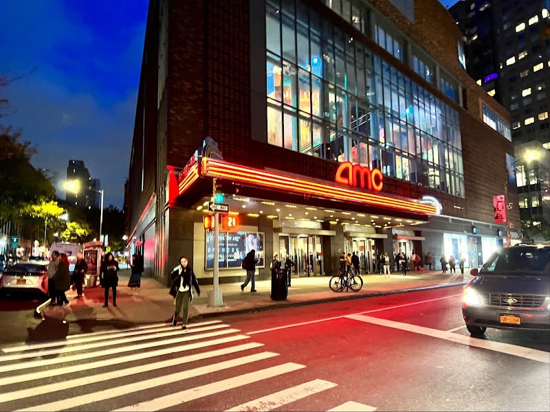 AMC Lincoln Square 13