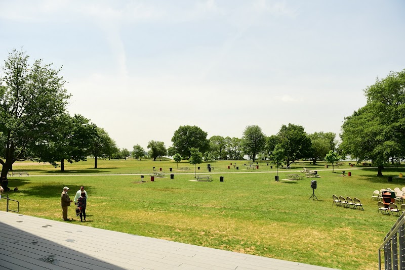 Ferry Point Park