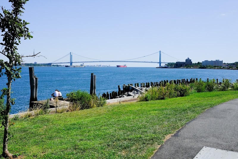 Stapleton Waterfront Park