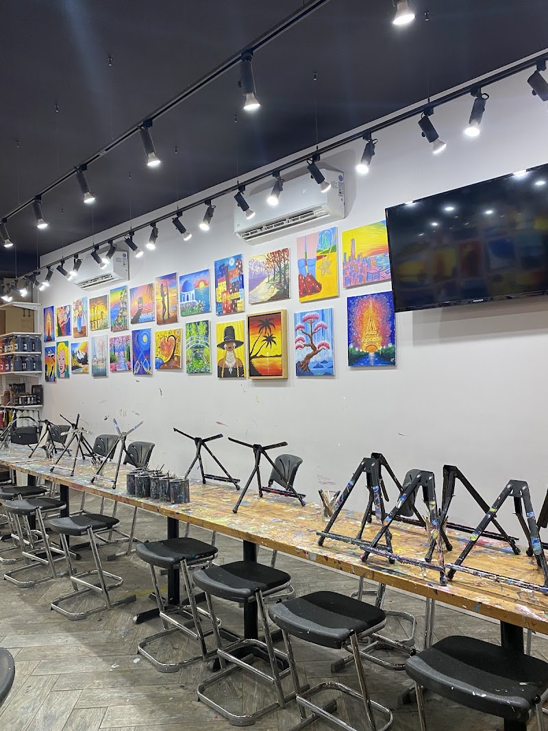 Painting Lounge - Williamsburg Studio
